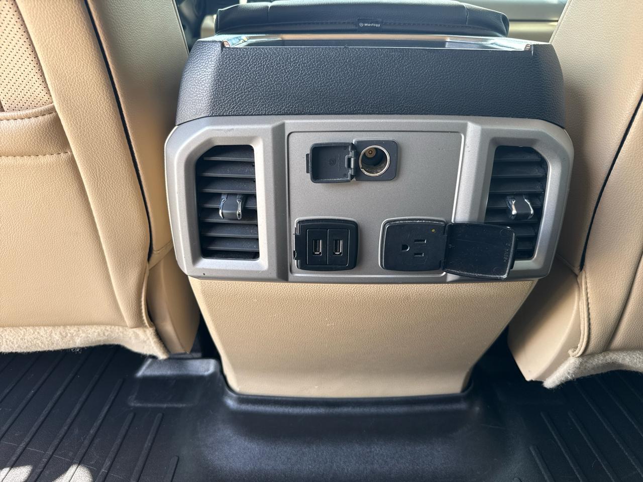 Ford Super Duty F-250 SRW Lariat 4WD Crew Cab 6.75' Box 2019