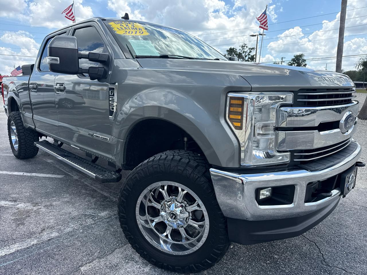 Ford Super Duty F-250 SRW Lariat 4WD Crew Cab 6.75' Box 2019