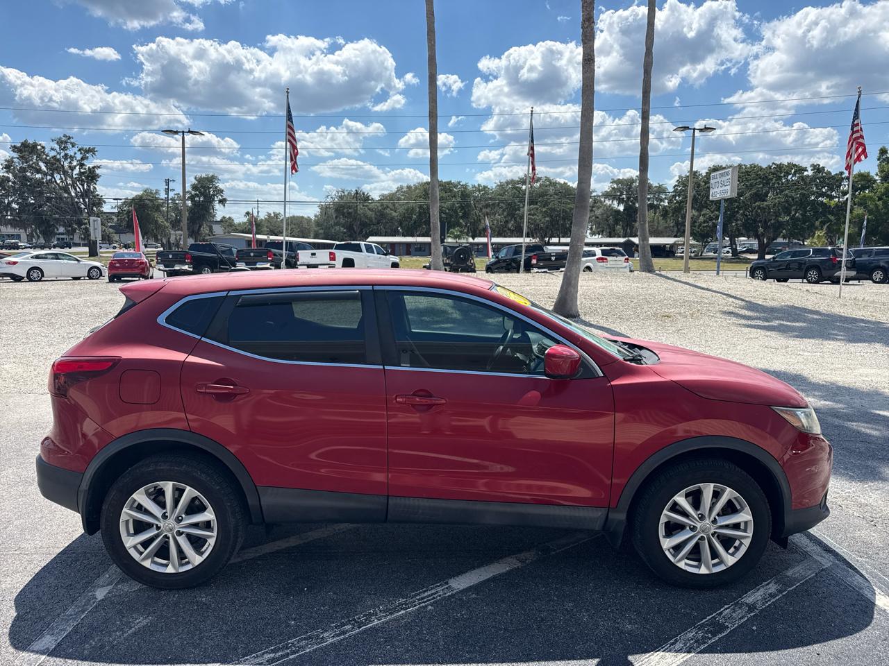 Nissan Rogue Sport FWD S 2017