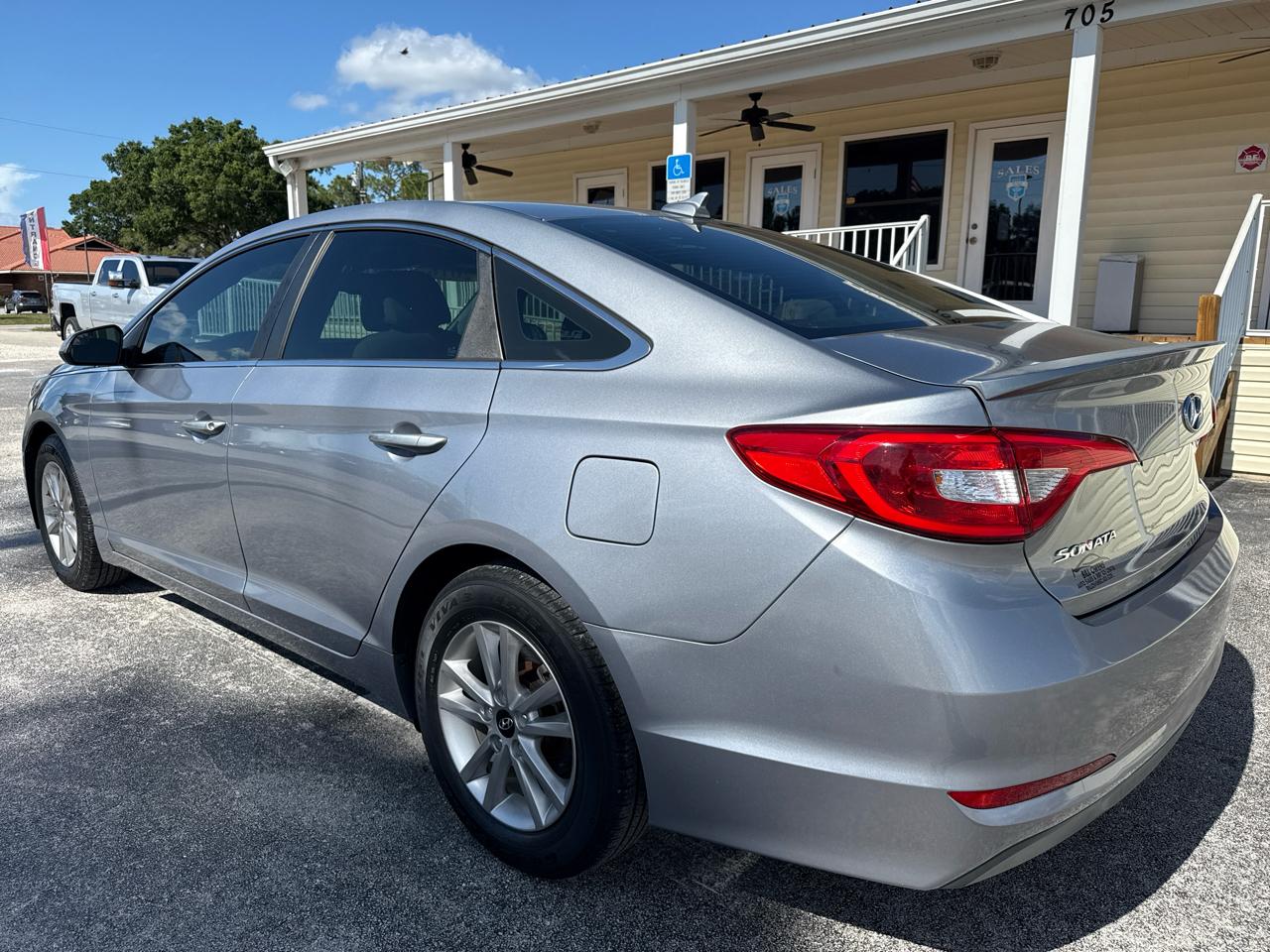 Hyundai Sonata 4dr Sdn 2.4L SE 2016