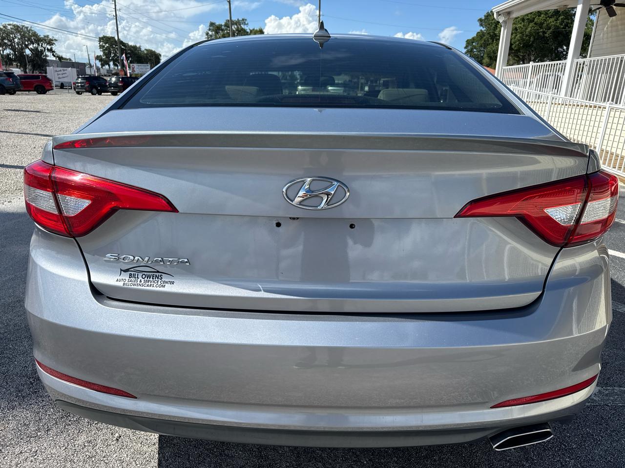 Hyundai Sonata 4dr Sdn 2.4L SE 2016