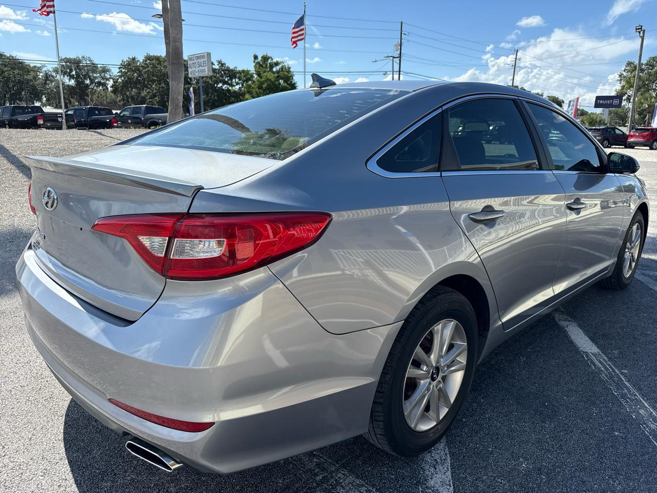 Hyundai Sonata 4dr Sdn 2.4L SE 2016