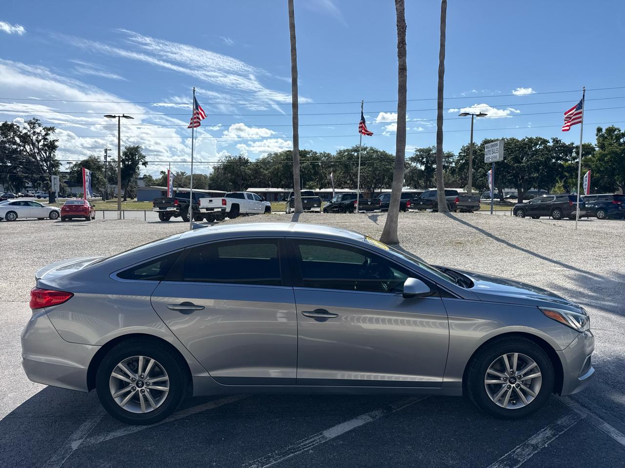 Hyundai Sonata 4dr Sdn 2.4L SE 2016