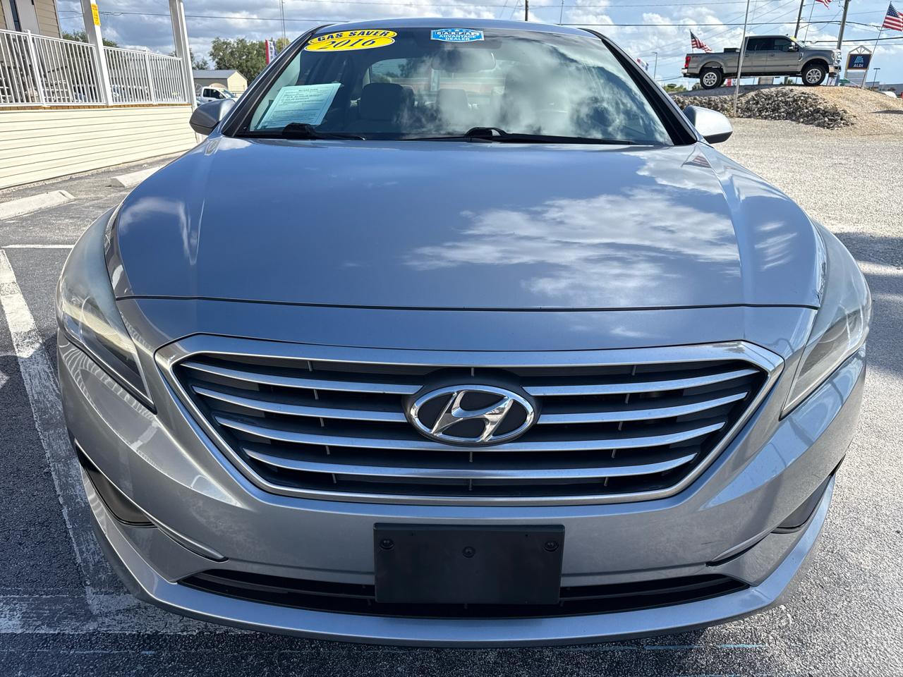 Hyundai Sonata 4dr Sdn 2.4L SE 2016