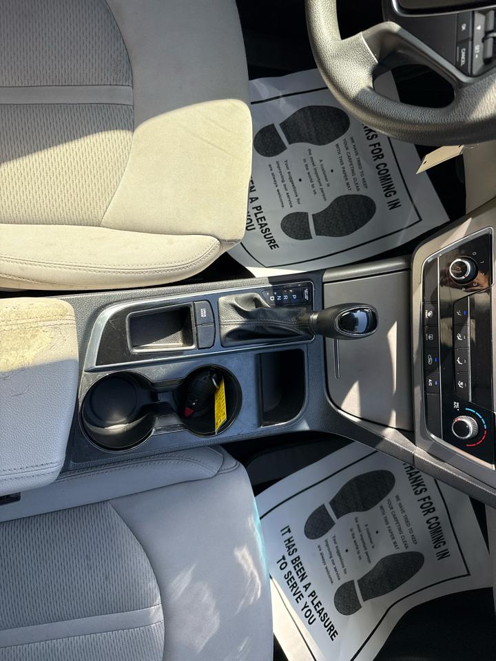 Hyundai Sonata 4dr Sdn 2.4L SE 2016