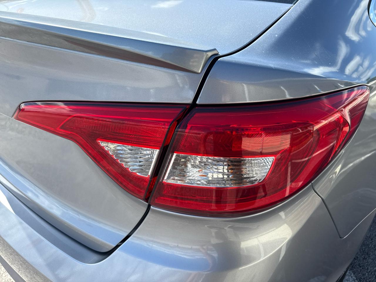 Hyundai Sonata 4dr Sdn 2.4L SE 2016