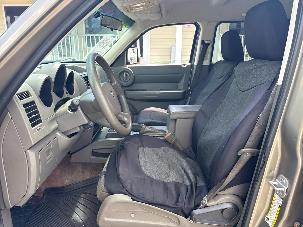 Dodge Nitro 2WD 4dr SXT 2007