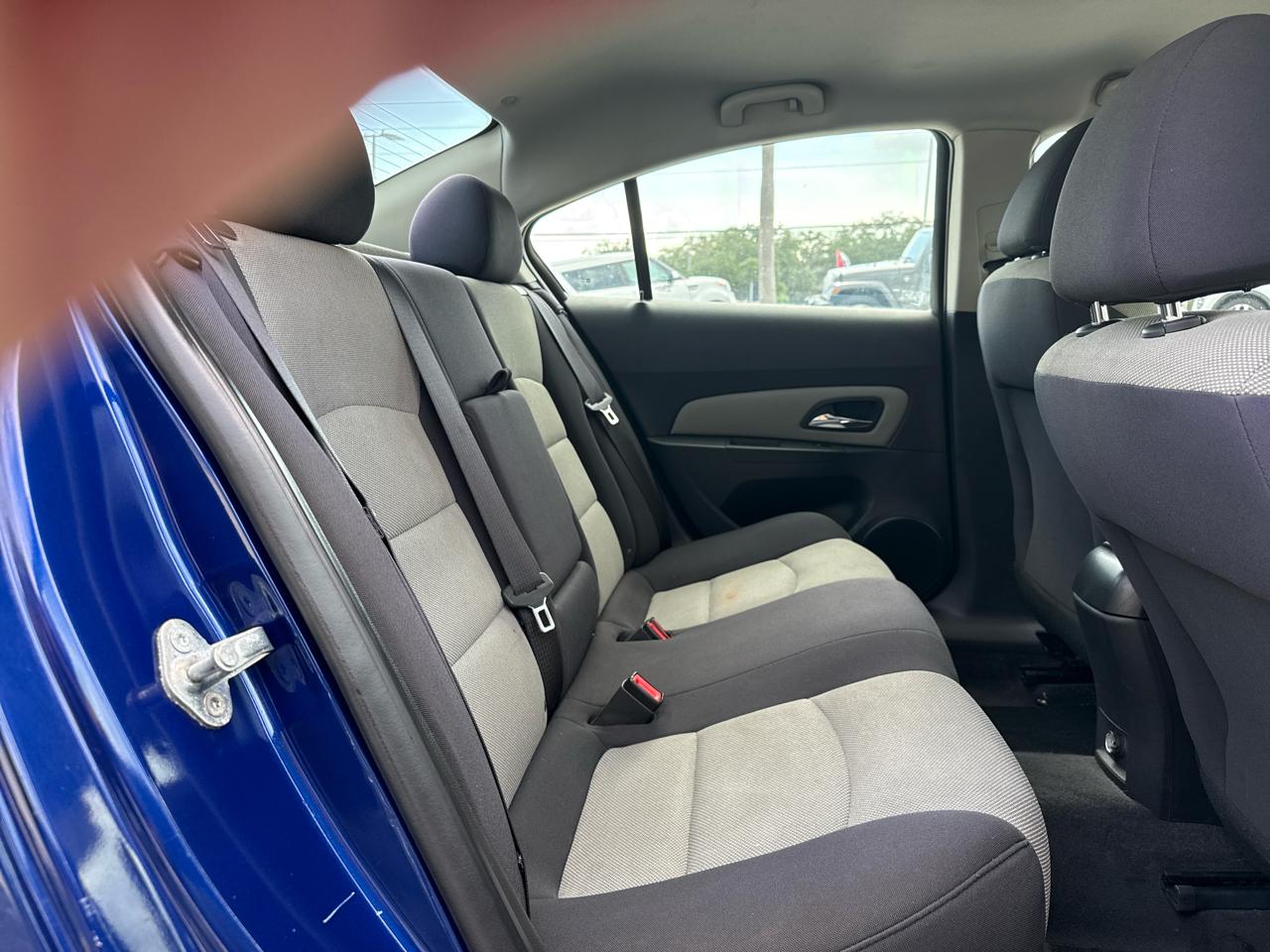 Chevrolet Cruze 4dr Sdn Auto LS 2013