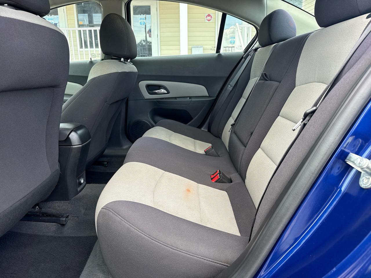 Chevrolet Cruze 4dr Sdn Auto LS 2013