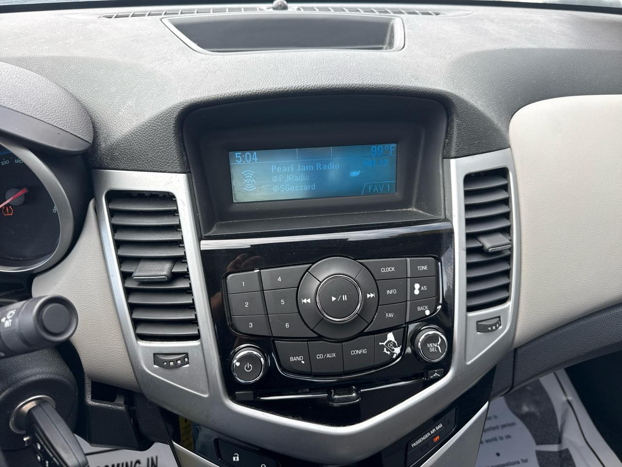 Chevrolet Cruze 4dr Sdn Auto LS 2013