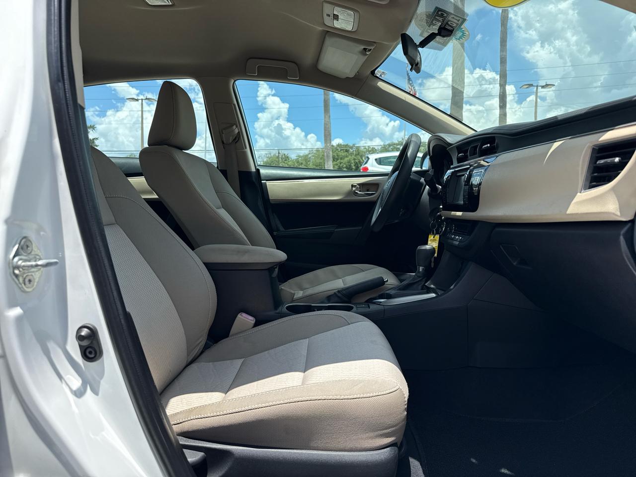Toyota Corolla 4dr Sdn CVT LE Premium (Natl) 2014