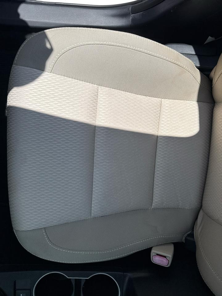 Toyota Corolla 4dr Sdn CVT LE Premium (Natl) 2014