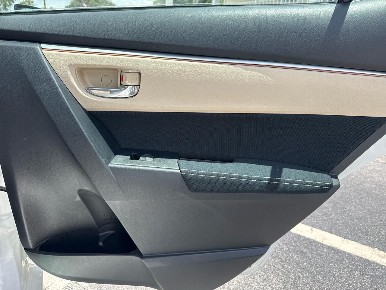 Toyota Corolla 4dr Sdn CVT LE Premium (Natl) 2014