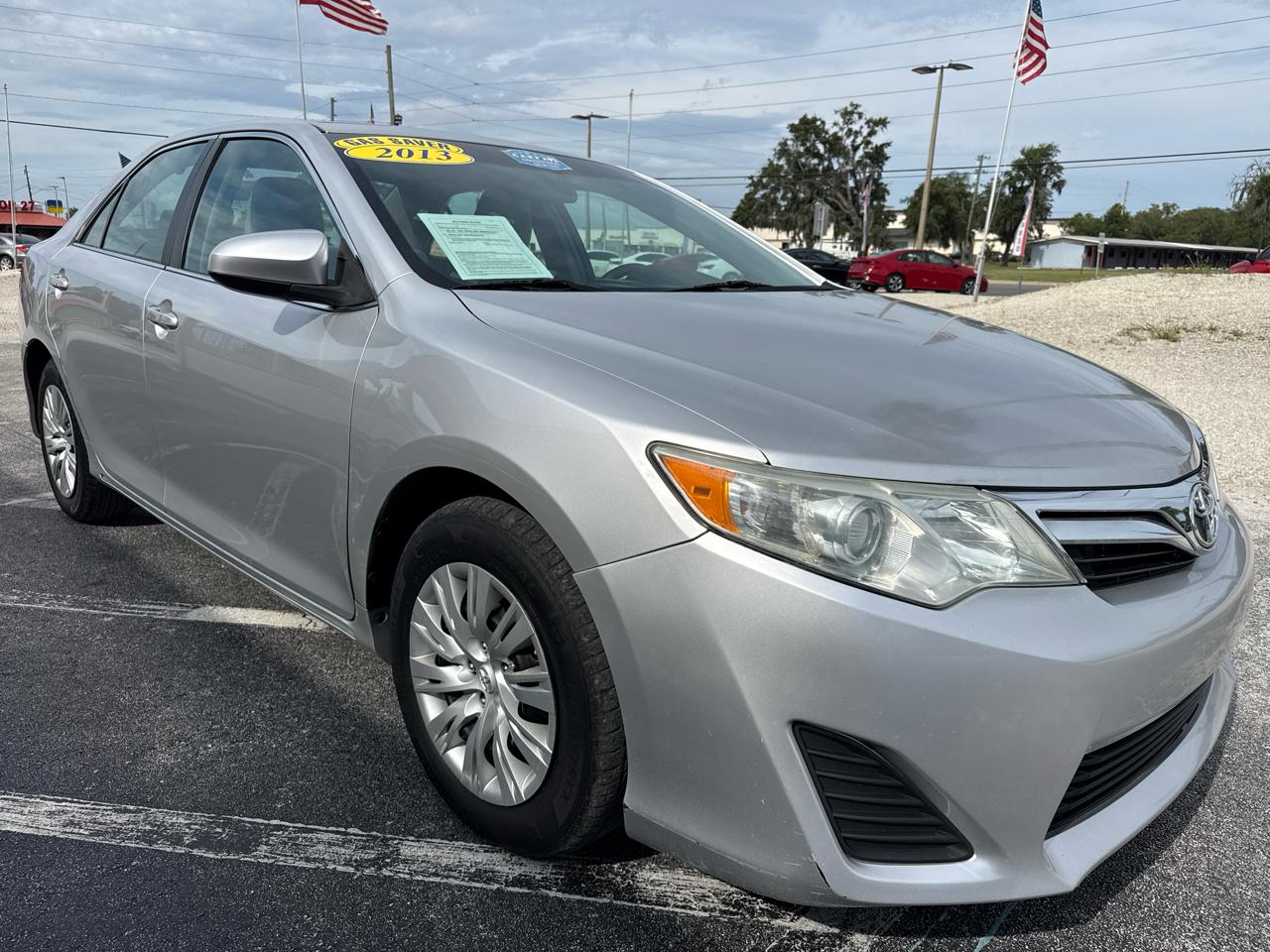 Toyota Camry 4dr Sdn I4 Auto XLE (Natl) 2013