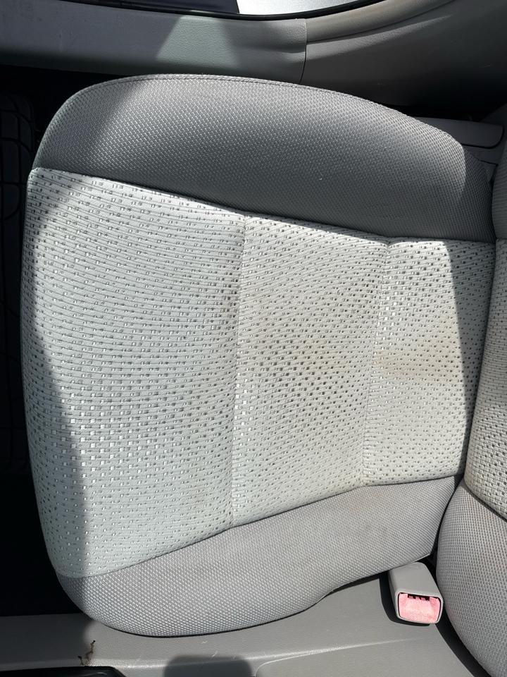 Toyota Camry 4dr Sdn I4 Auto XLE (Natl) 2013