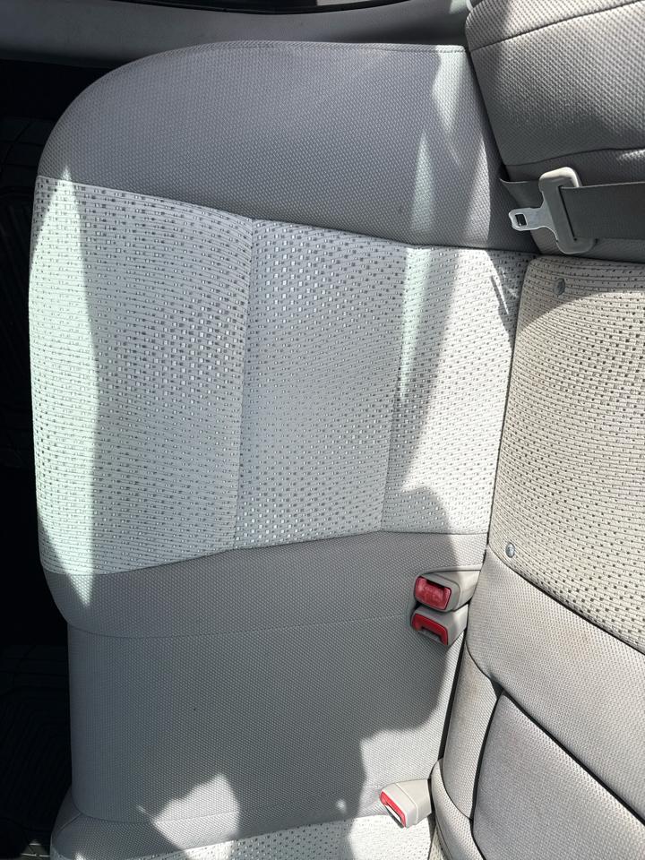 Toyota Camry 4dr Sdn I4 Auto XLE (Natl) 2013