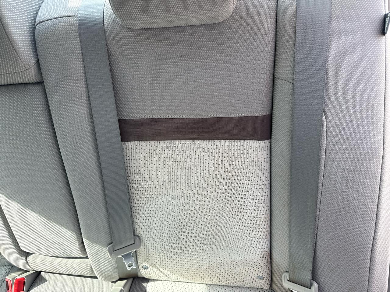 Toyota Camry 4dr Sdn I4 Auto XLE (Natl) 2013