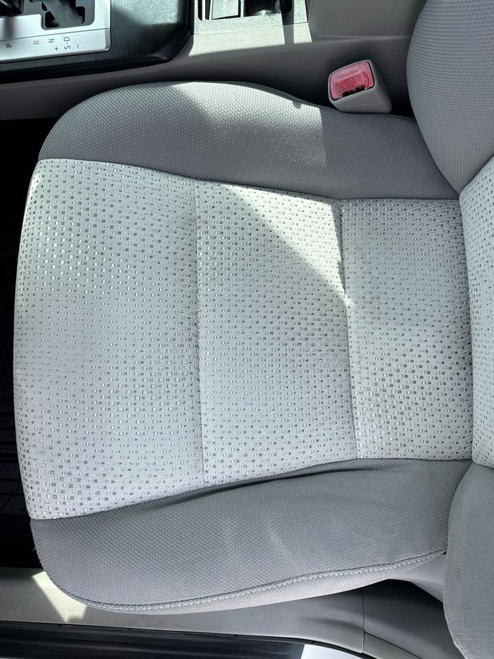 Toyota Camry 4dr Sdn I4 Auto XLE (Natl) 2013
