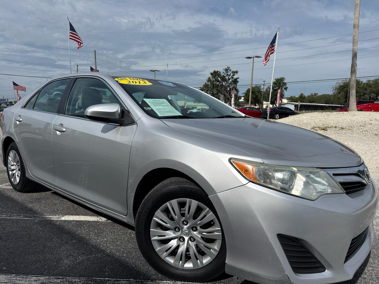 Toyota Camry 4dr Sdn I4 Auto XLE (Natl) 2013
