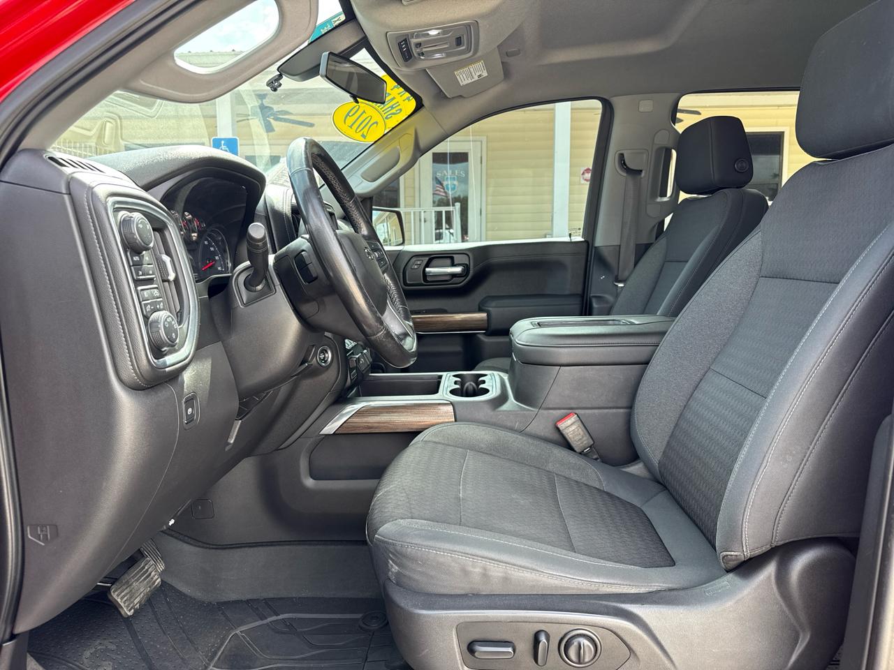 Chevrolet Silverado 1500 4WD Crew Cab 147" LT Trail Boss 2019