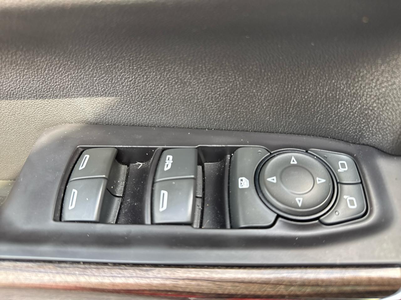 Chevrolet Silverado 1500 4WD Crew Cab 147" LT Trail Boss 2019