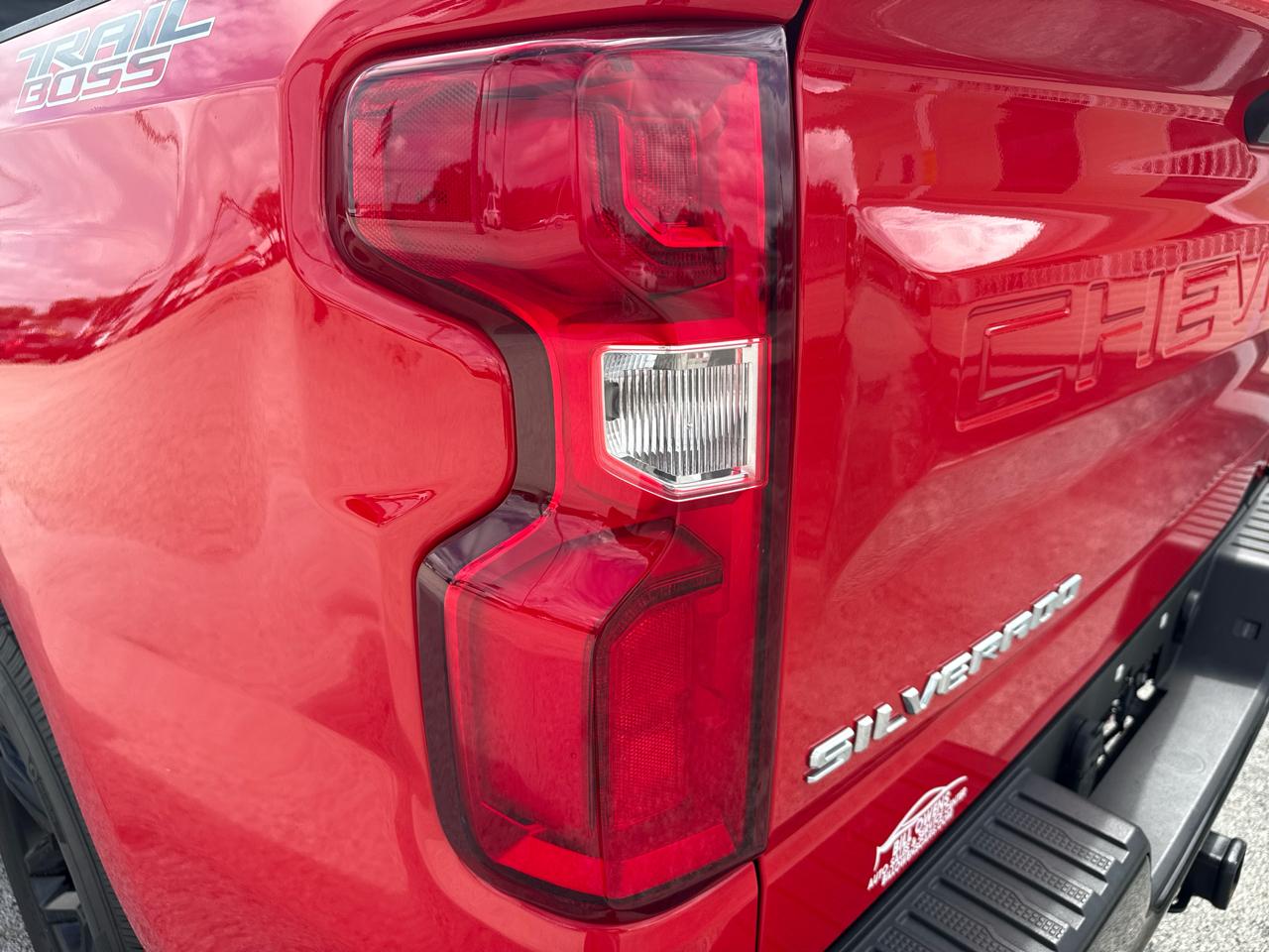 Chevrolet Silverado 1500 4WD Crew Cab 147" LT Trail Boss 2019