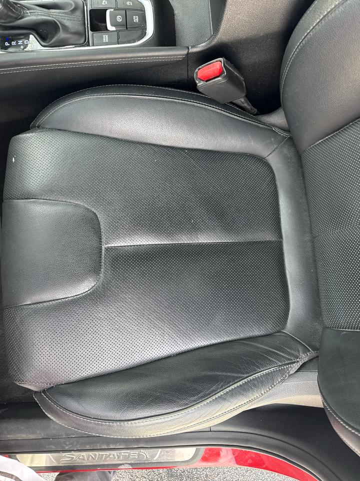 Hyundai Santa Fe Limited 2.4L Auto FWD 2019