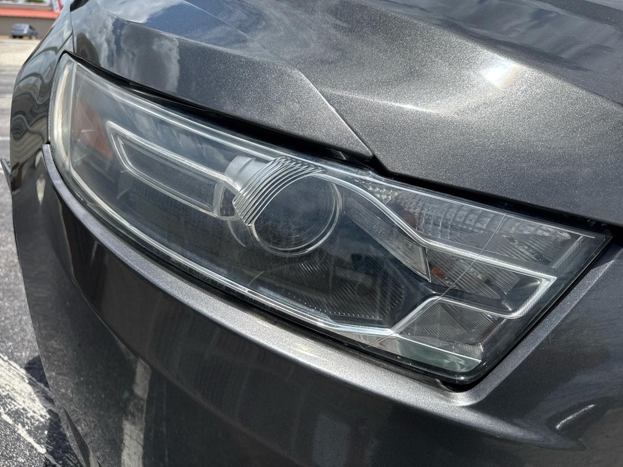 Ford Taurus 4dr Sdn SEL FWD 2015