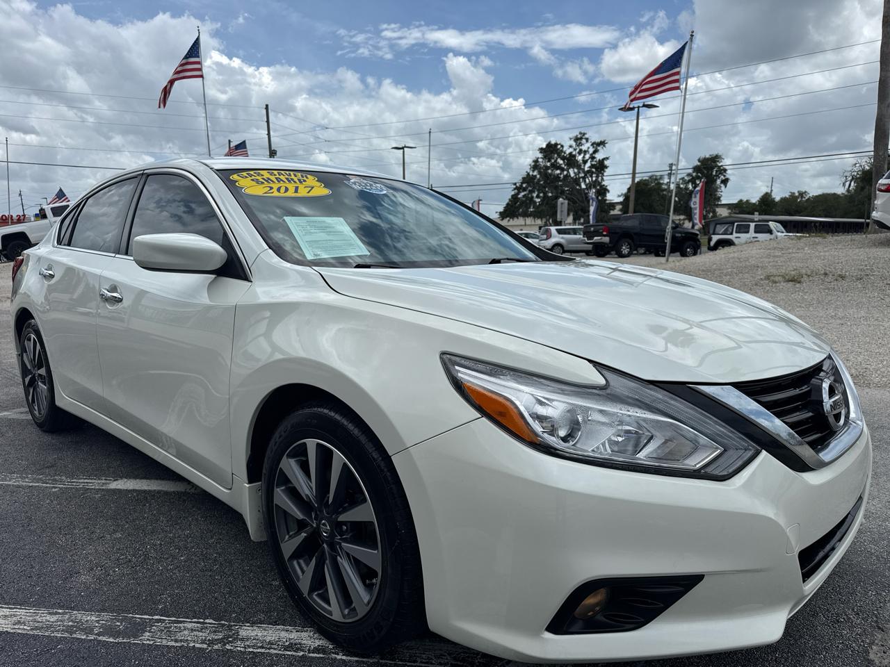 Nissan Altima 2.5 SV Sedan 2017