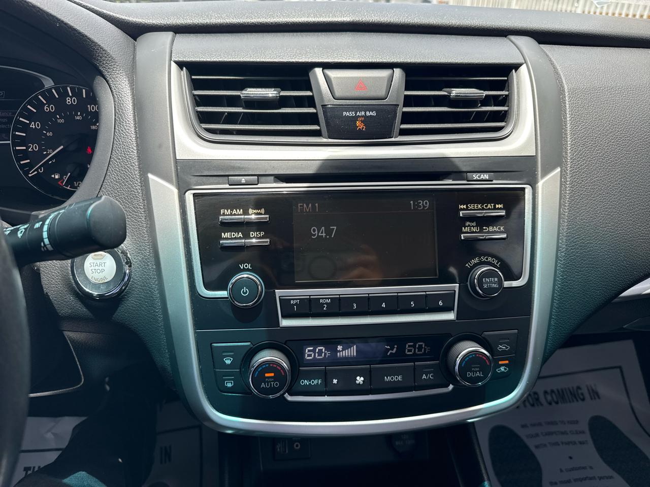 Nissan Altima 2.5 SV Sedan 2017