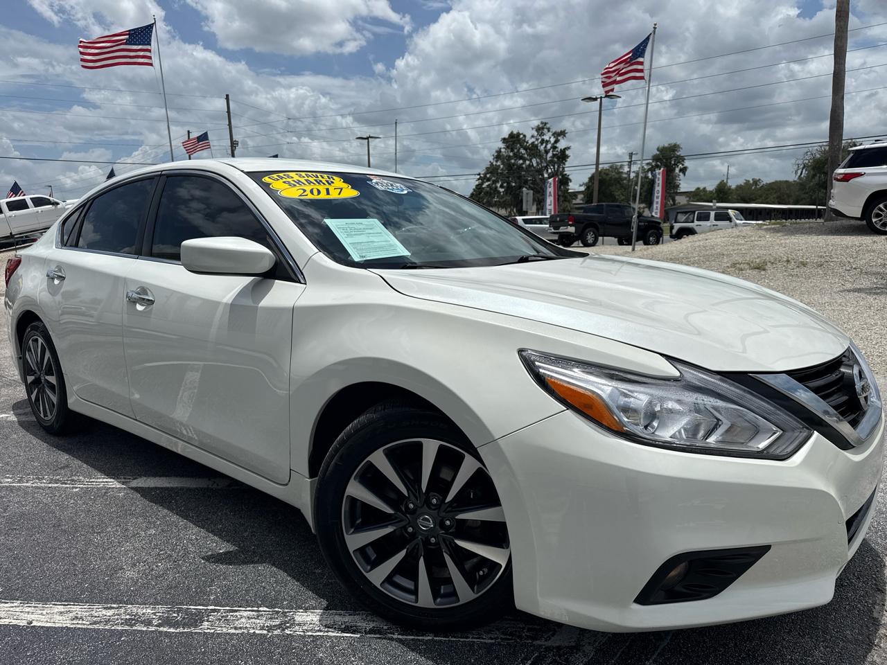 Nissan Altima 2.5 SV Sedan 2017