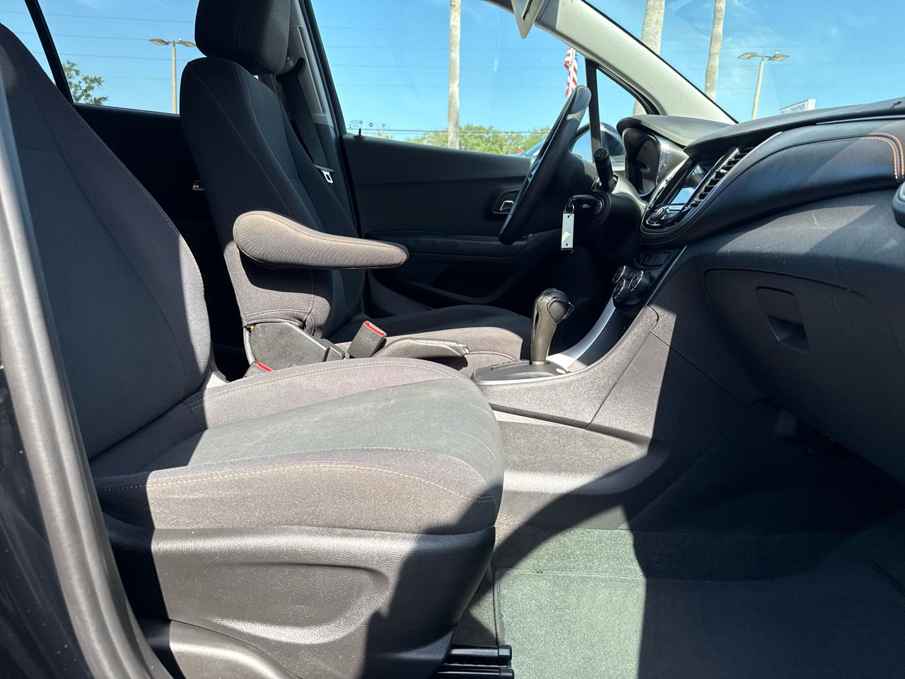 Chevrolet Trax FWD 4dr LS 2019