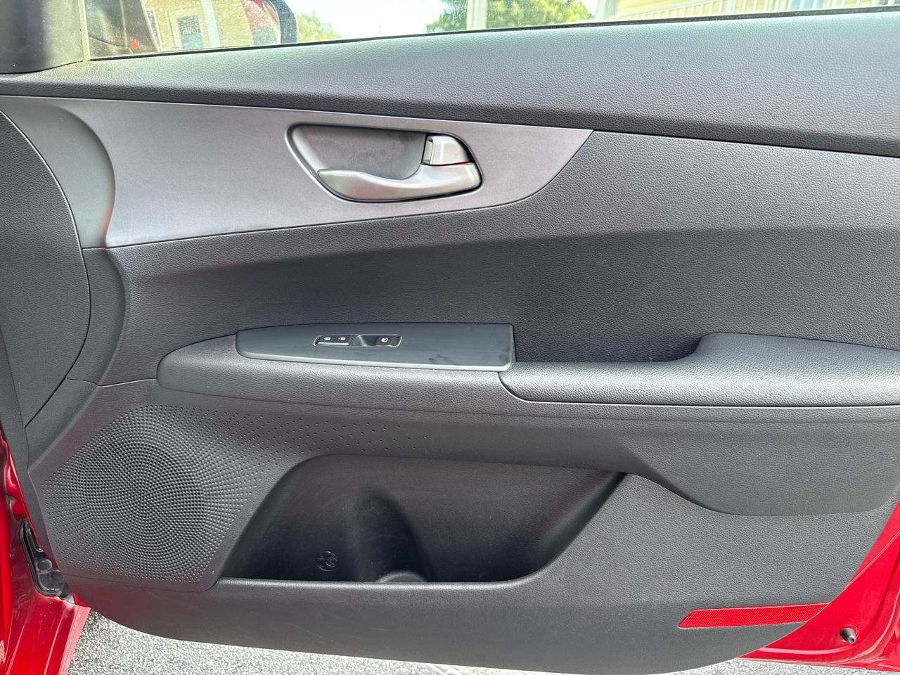 Kia Forte LXS IVT 2021