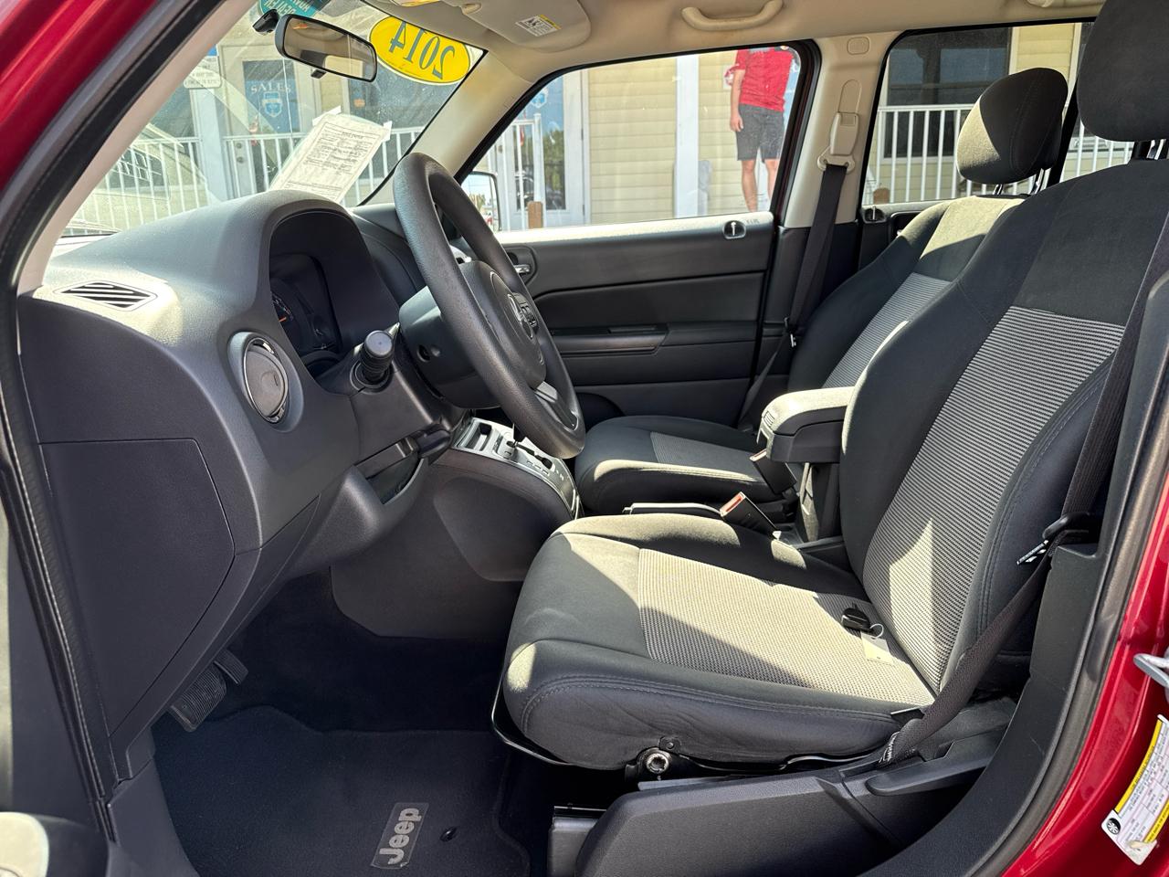Jeep Patriot FWD 4dr Sport 2014