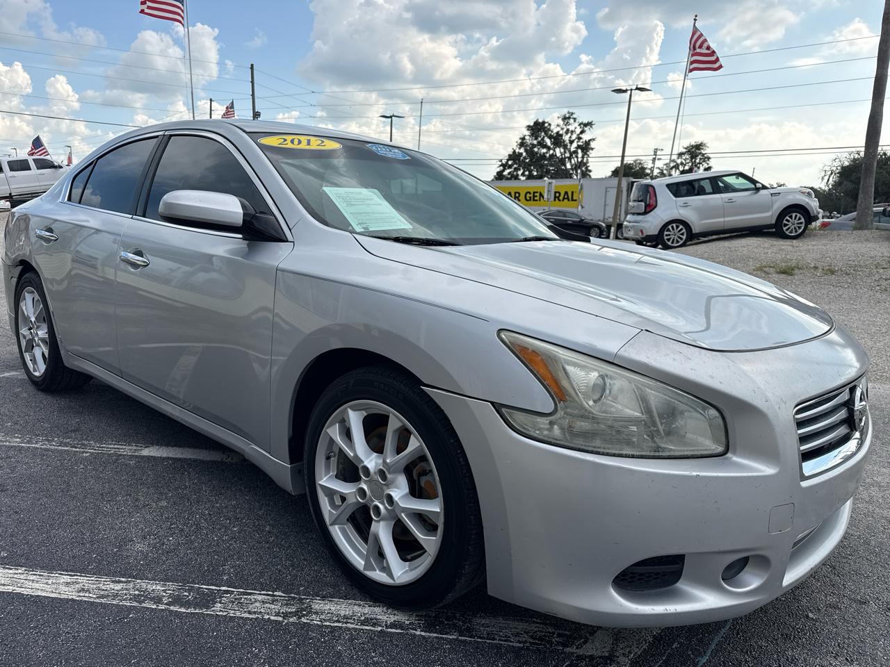 Nissan Maxima 4dr Sdn V6 CVT 3.5 S 2012