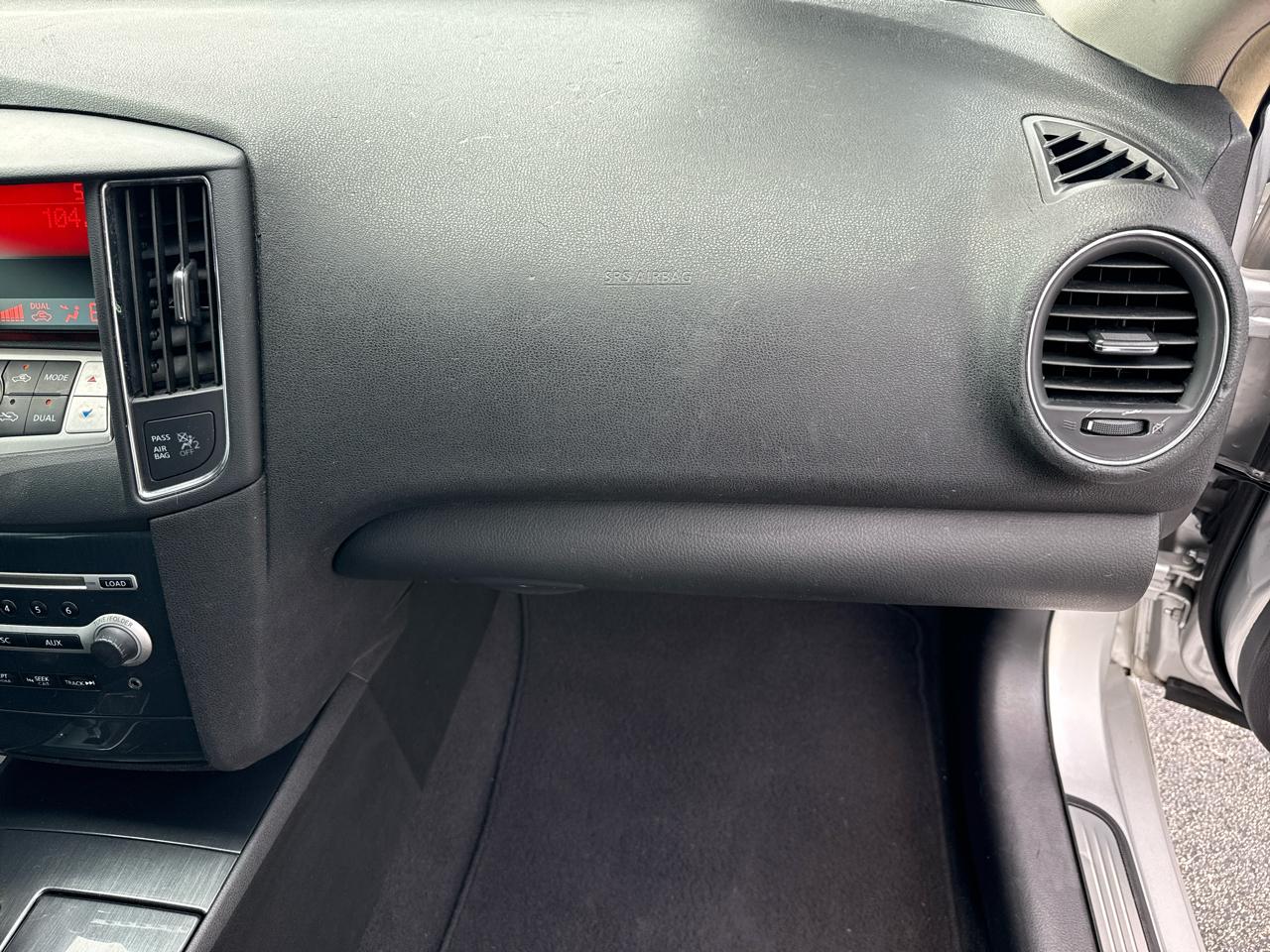 Nissan Maxima 4dr Sdn V6 CVT 3.5 S 2012