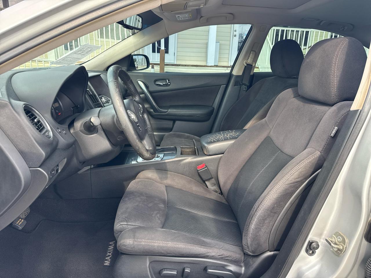 Nissan Maxima 4dr Sdn V6 CVT 3.5 S 2012