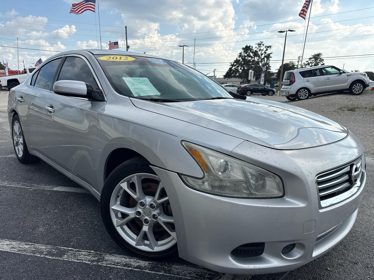 Nissan Maxima 4dr Sdn V6 CVT 3.5 S 2012