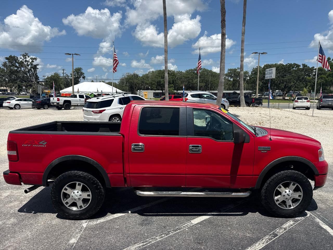 Ford F-150 SuperCrew 139" XLT 4WD 2005