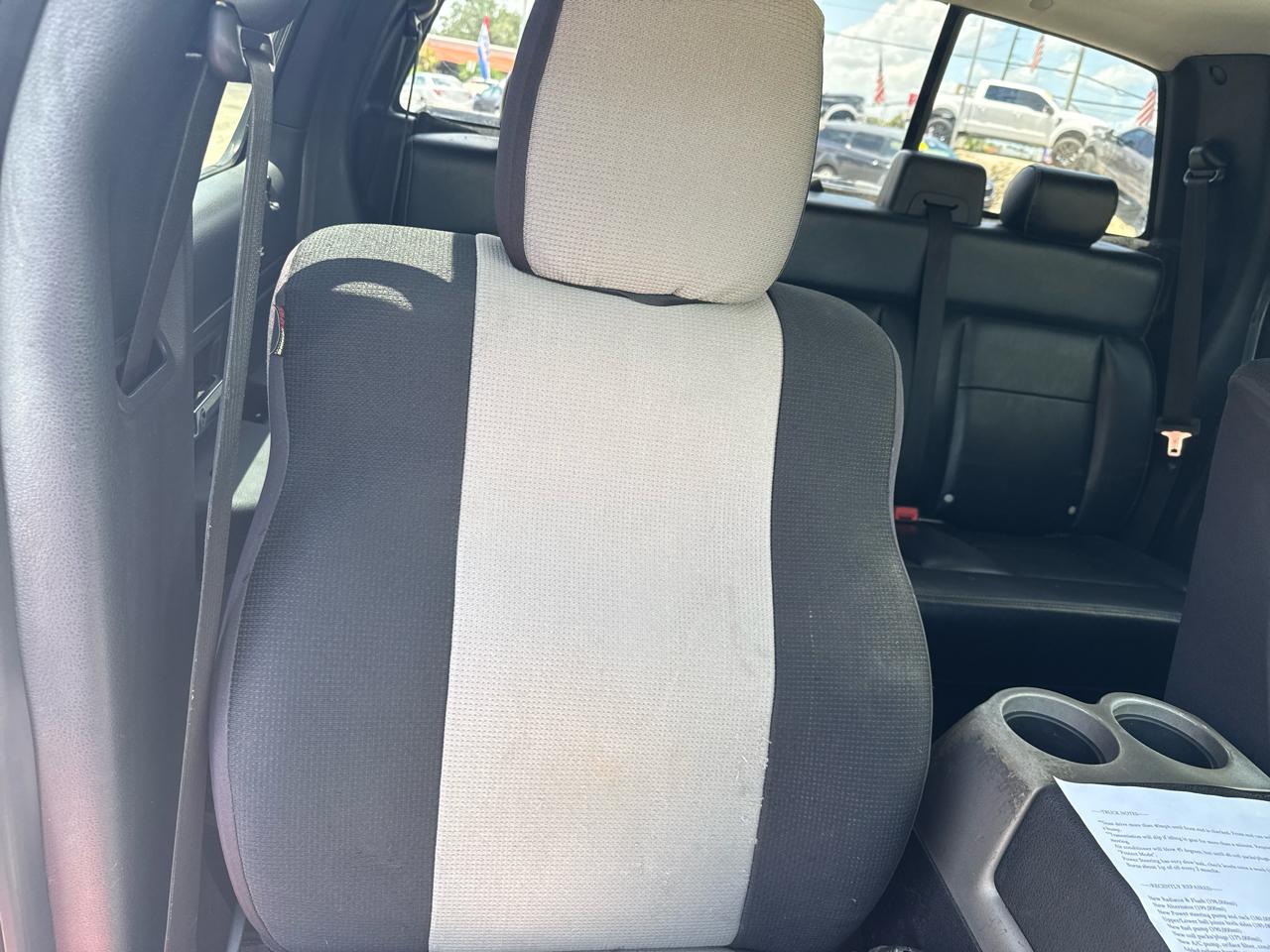 Ford F-150 SuperCrew 139" XLT 4WD 2005