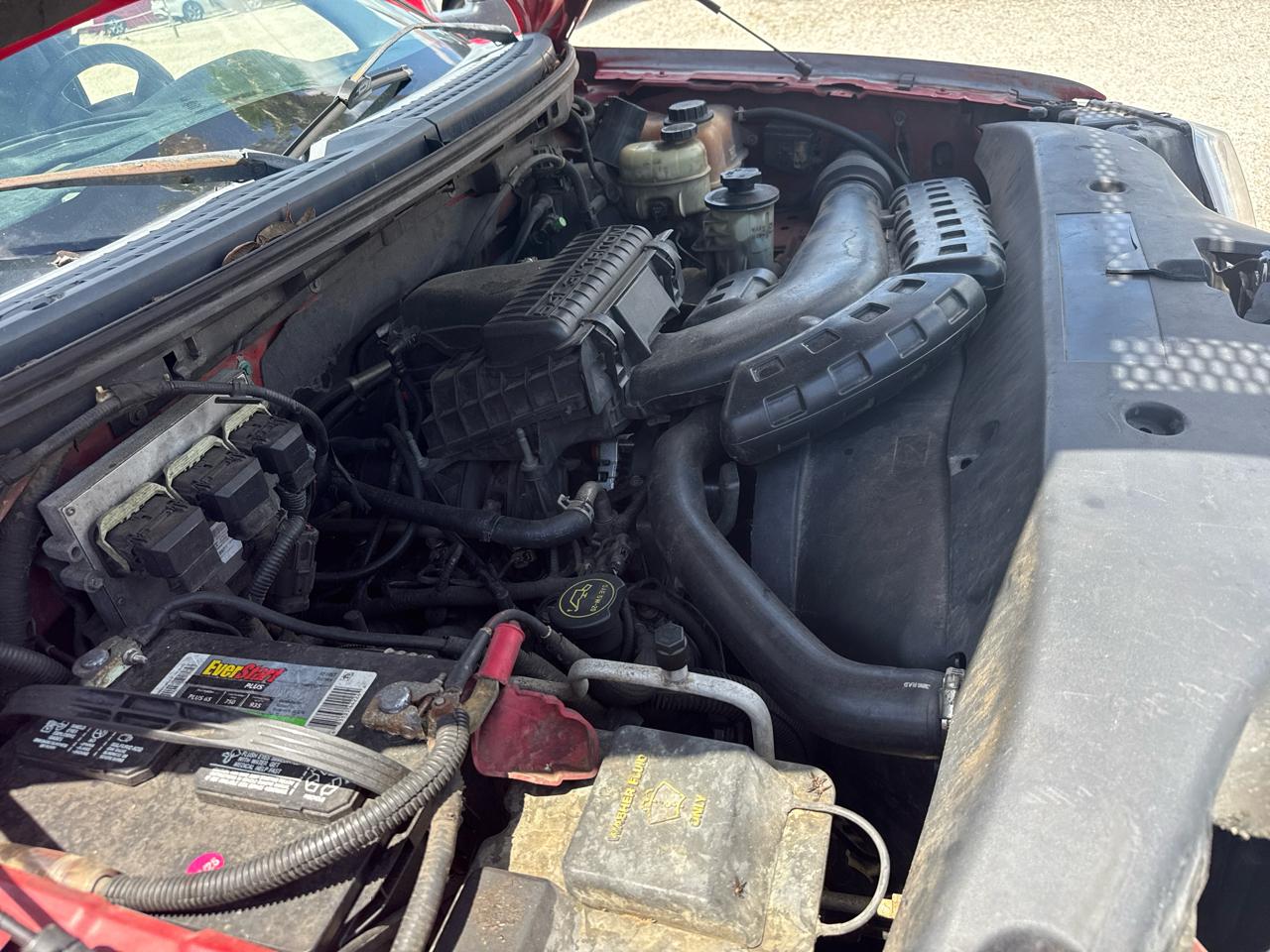 Ford F-150 SuperCrew 139" XLT 4WD 2005