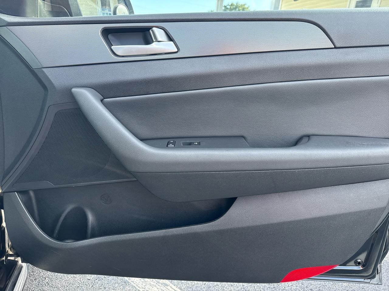 Hyundai Sonata 4dr Sdn 2.4L Sport 2016