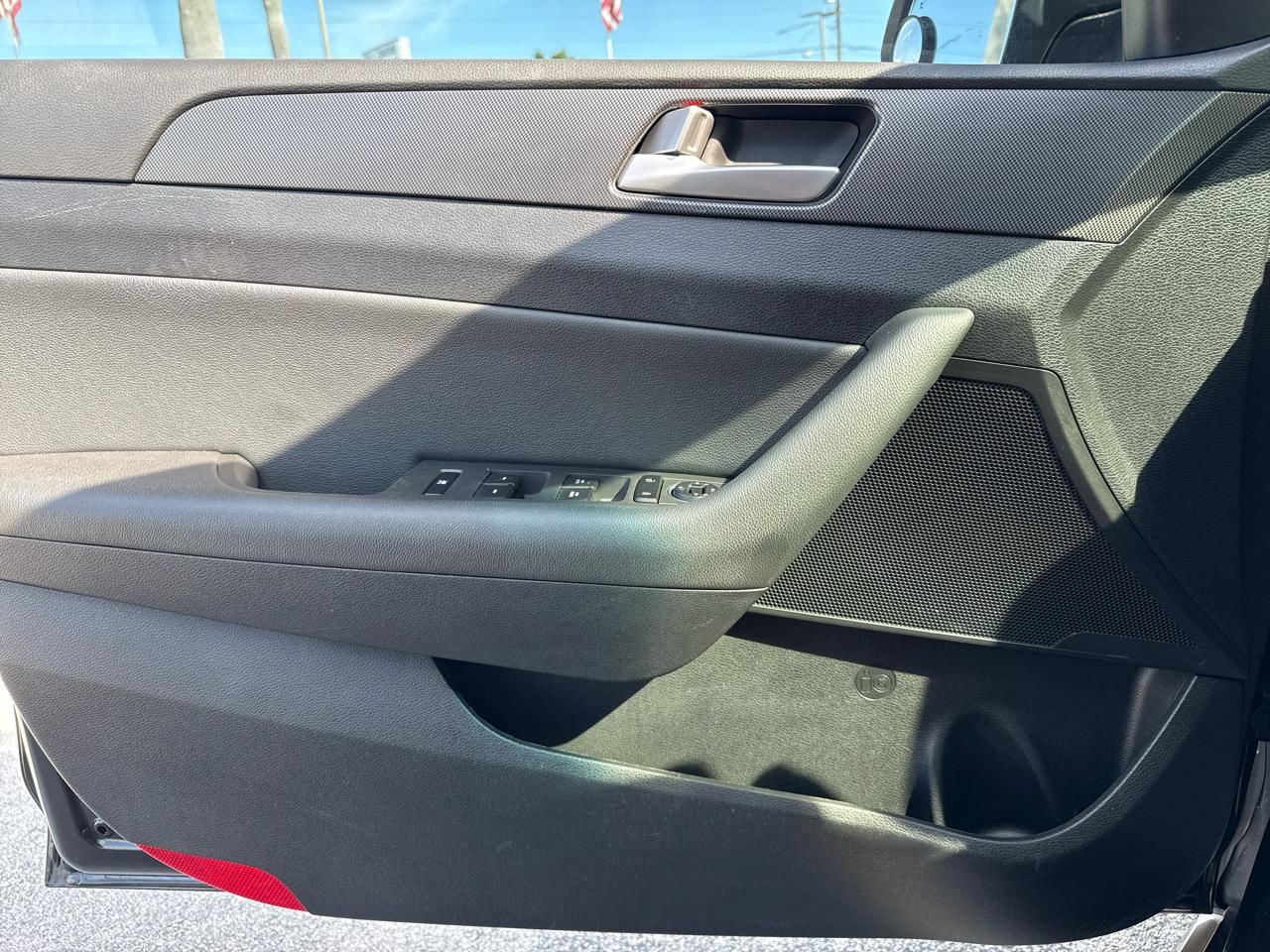Hyundai Sonata 4dr Sdn 2.4L Sport 2016
