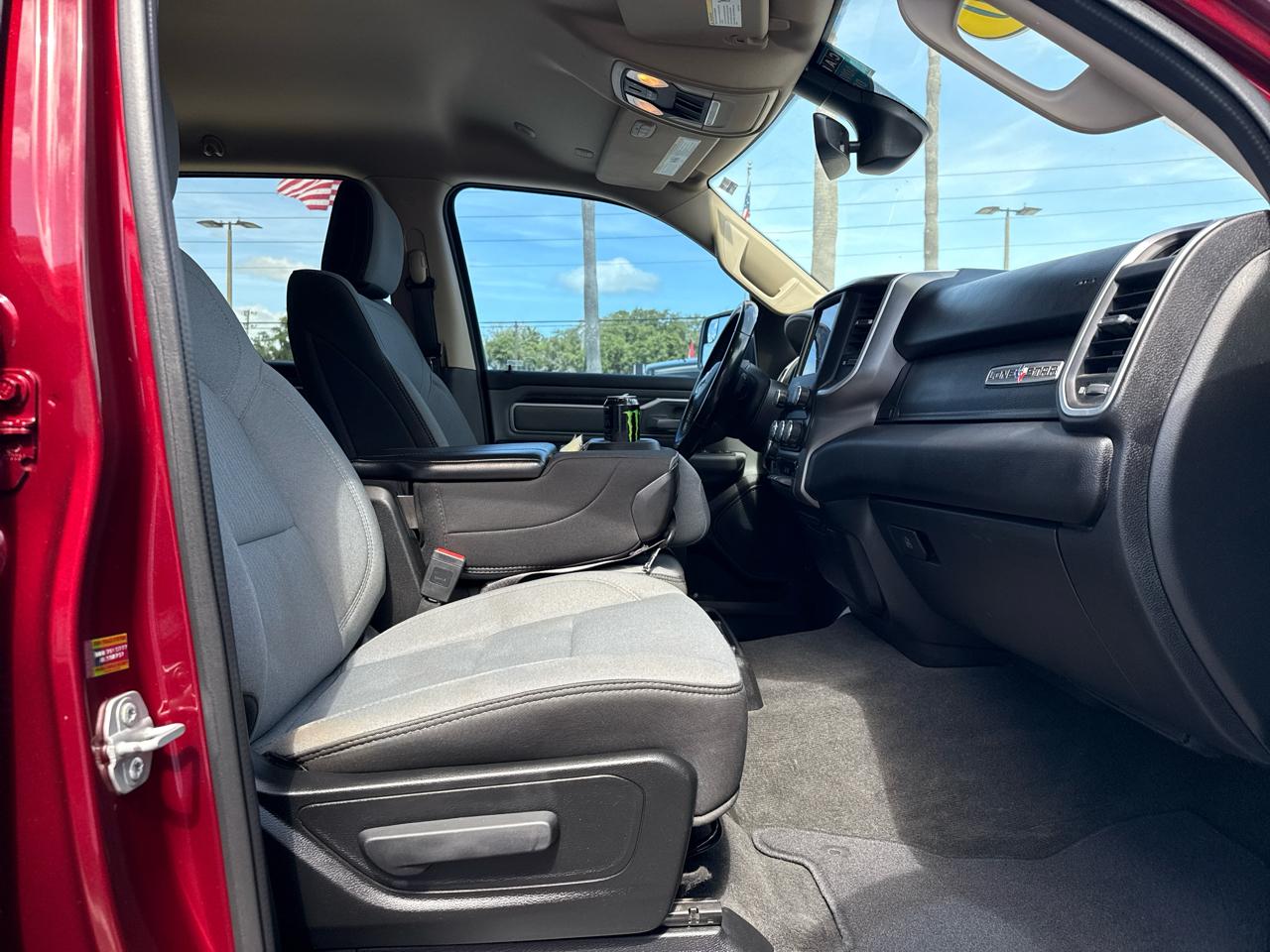 RAM 1500 Lone Star 4x4 Crew Cab 5'7" Box 2020