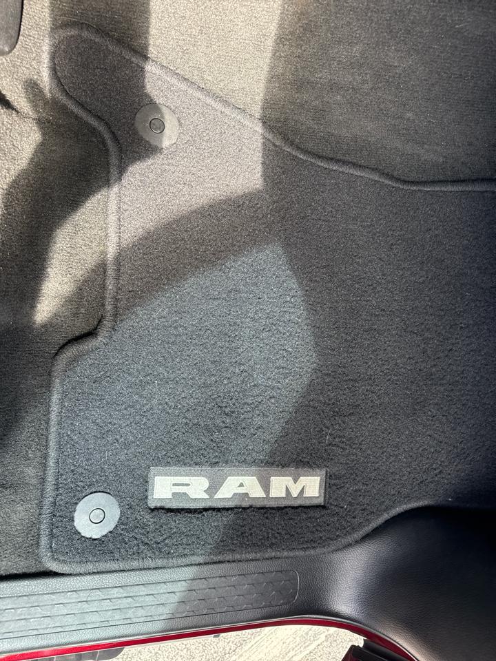 RAM 1500 Lone Star 4x4 Crew Cab 5'7" Box 2020