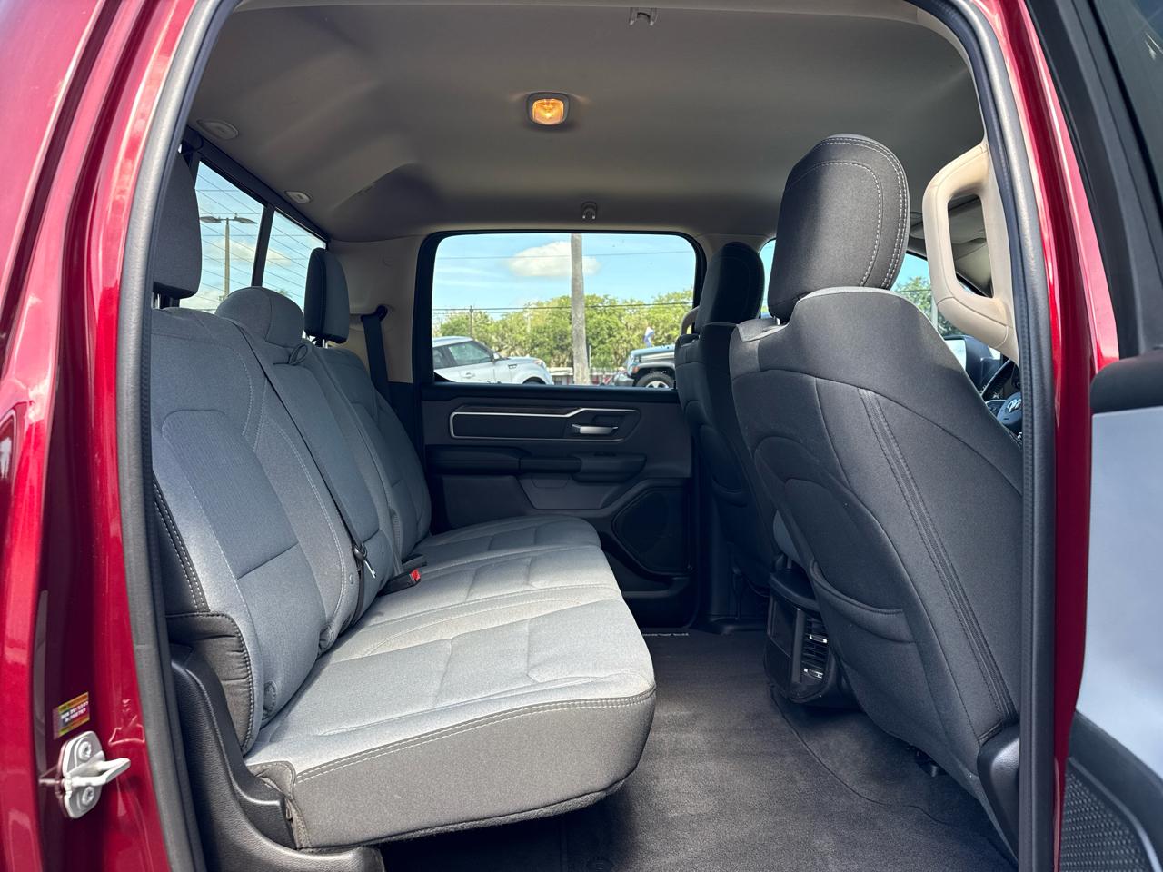 RAM 1500 Lone Star 4x4 Crew Cab 5'7" Box 2020