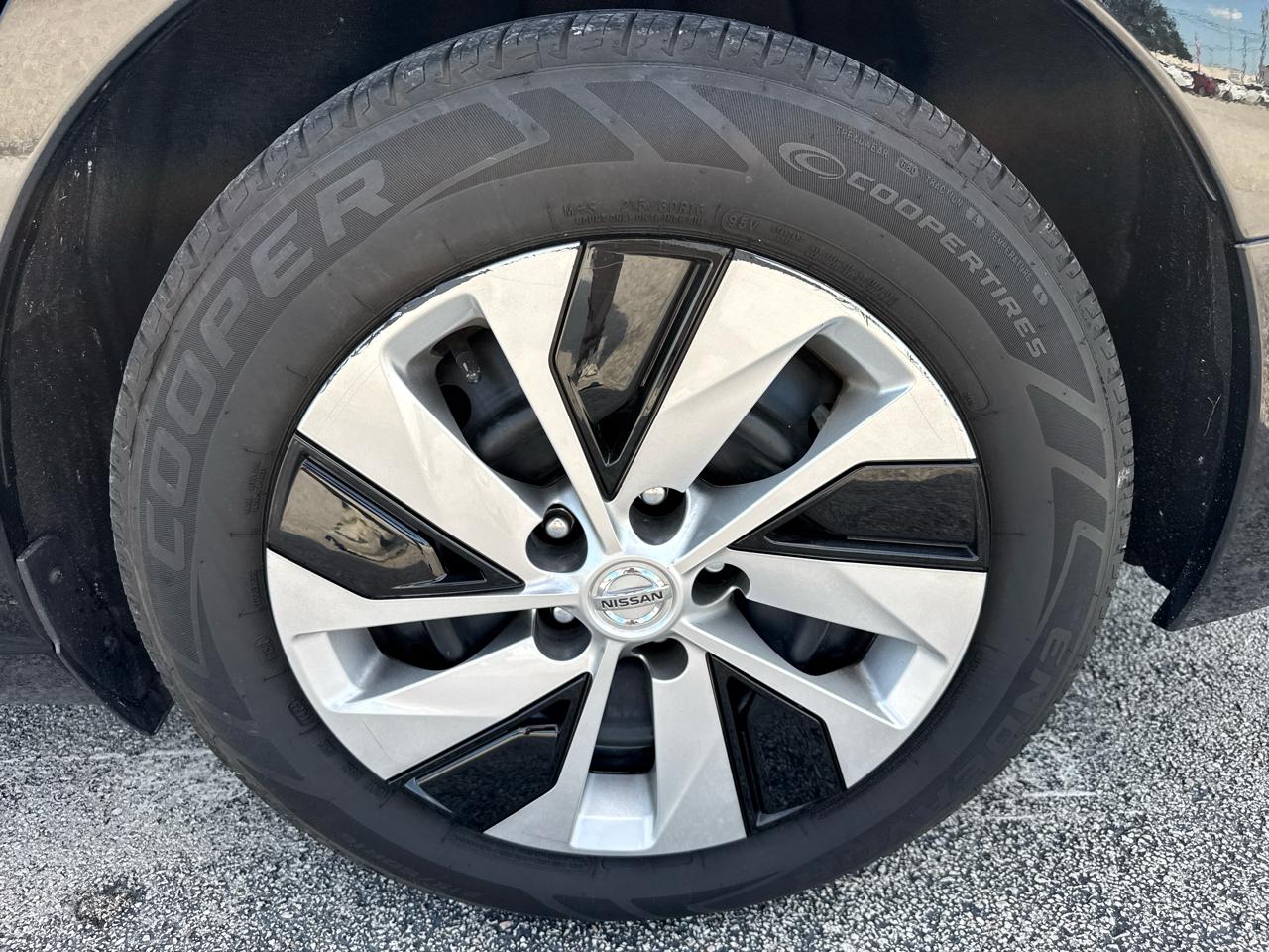 Nissan Altima 2.5 S Sedan 2020