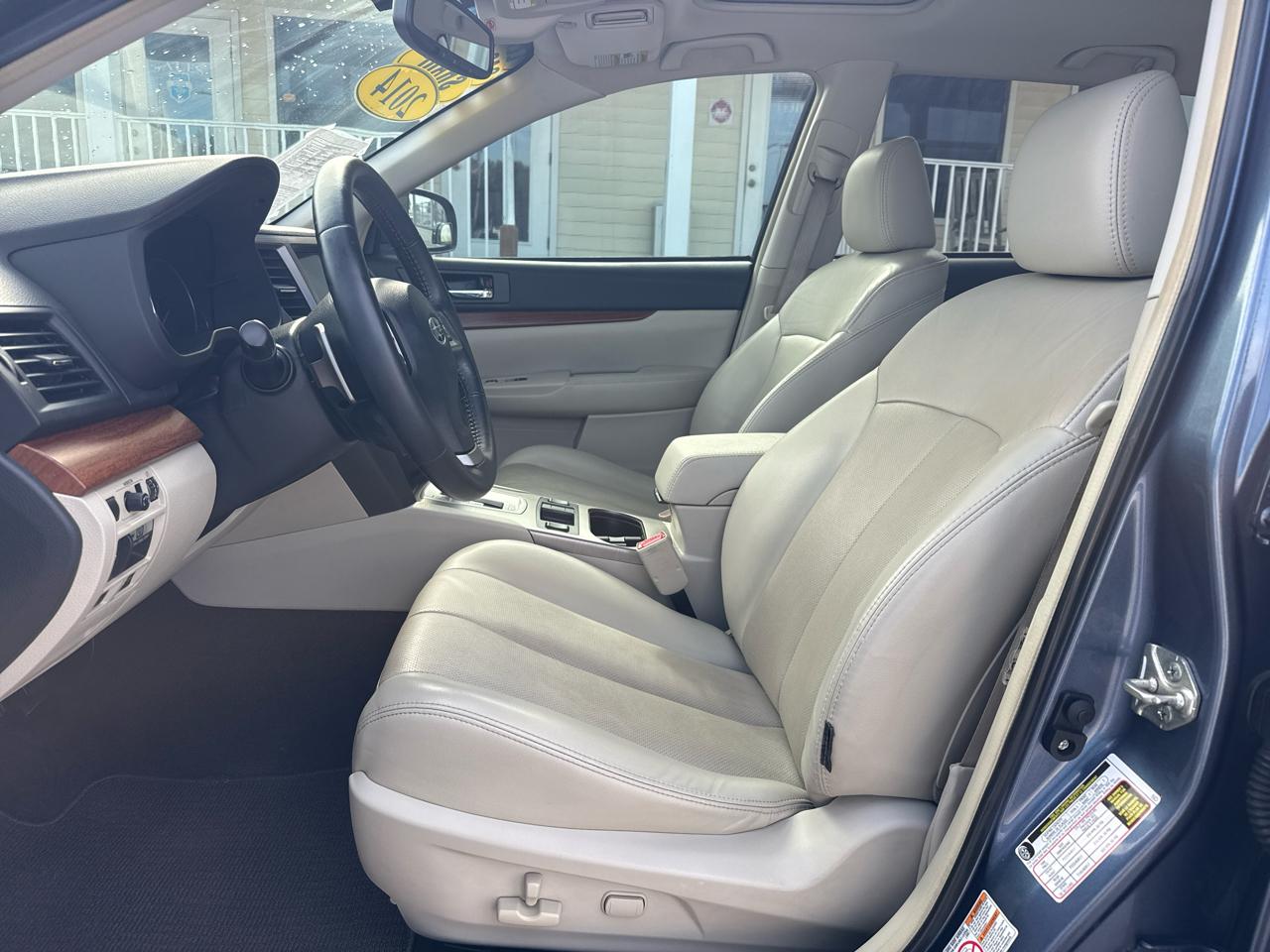 Subaru Outback 4dr Wgn H4 Auto 2.5i Limited 2014