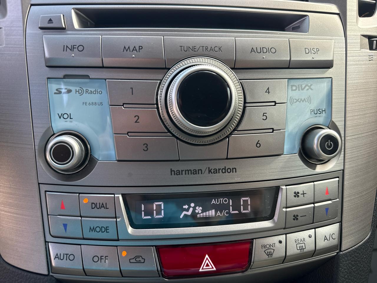 Subaru Outback 4dr Wgn H4 Auto 2.5i Limited 2014