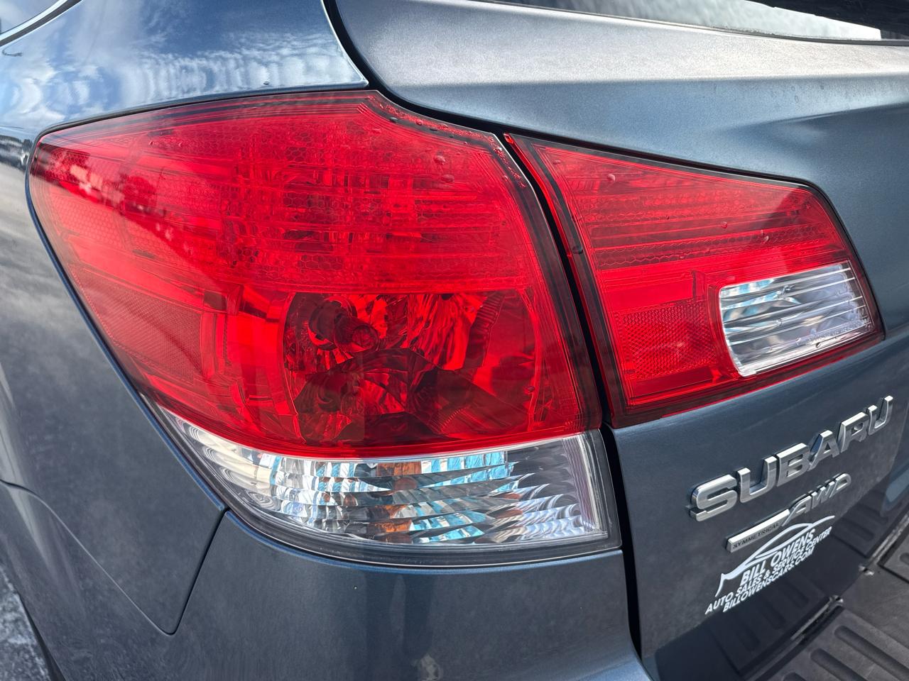 Subaru Outback 4dr Wgn H4 Auto 2.5i Limited 2014